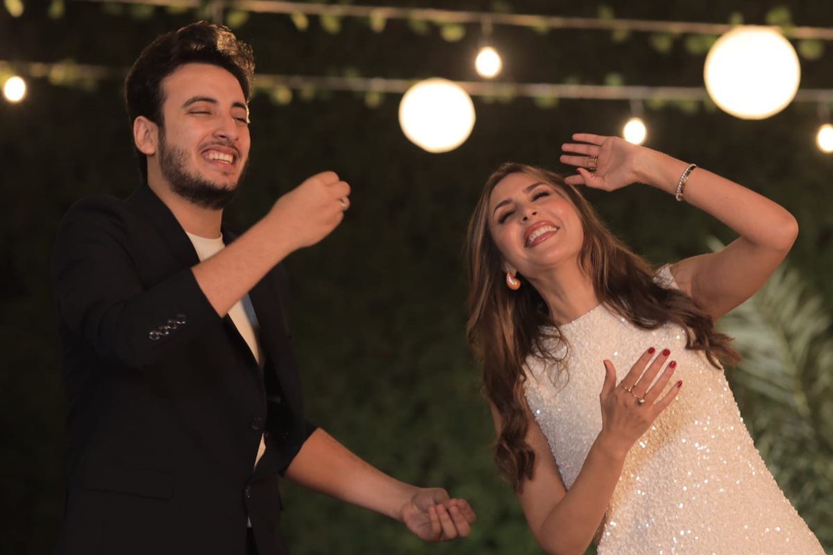 جنات تنتهي من تصوير كليب "الليلة حلوة".. صور