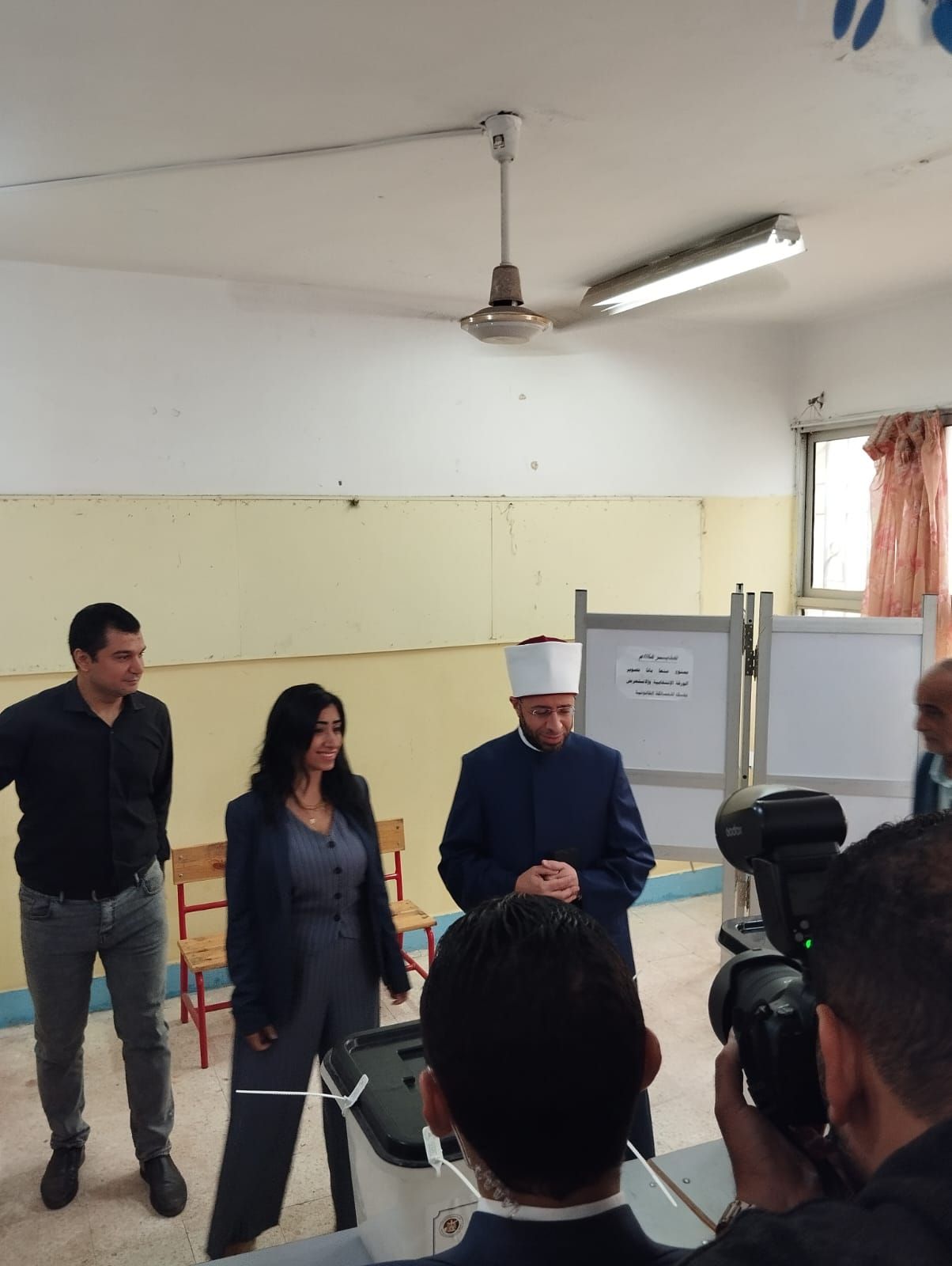 لجنة بالتجمع الخامس .. وزير الأوقاف يدلى بصوته فى الانتخابات البرلمانية