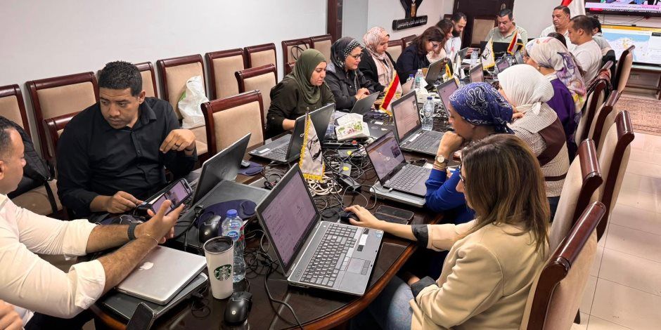 غرفة عمليات تنسيقية شباب الأحزاب والسياسيين تواصل انعقادها لمتابعة المرحلة الثانية لانتخابات مجلس النواب في 13 محافظة