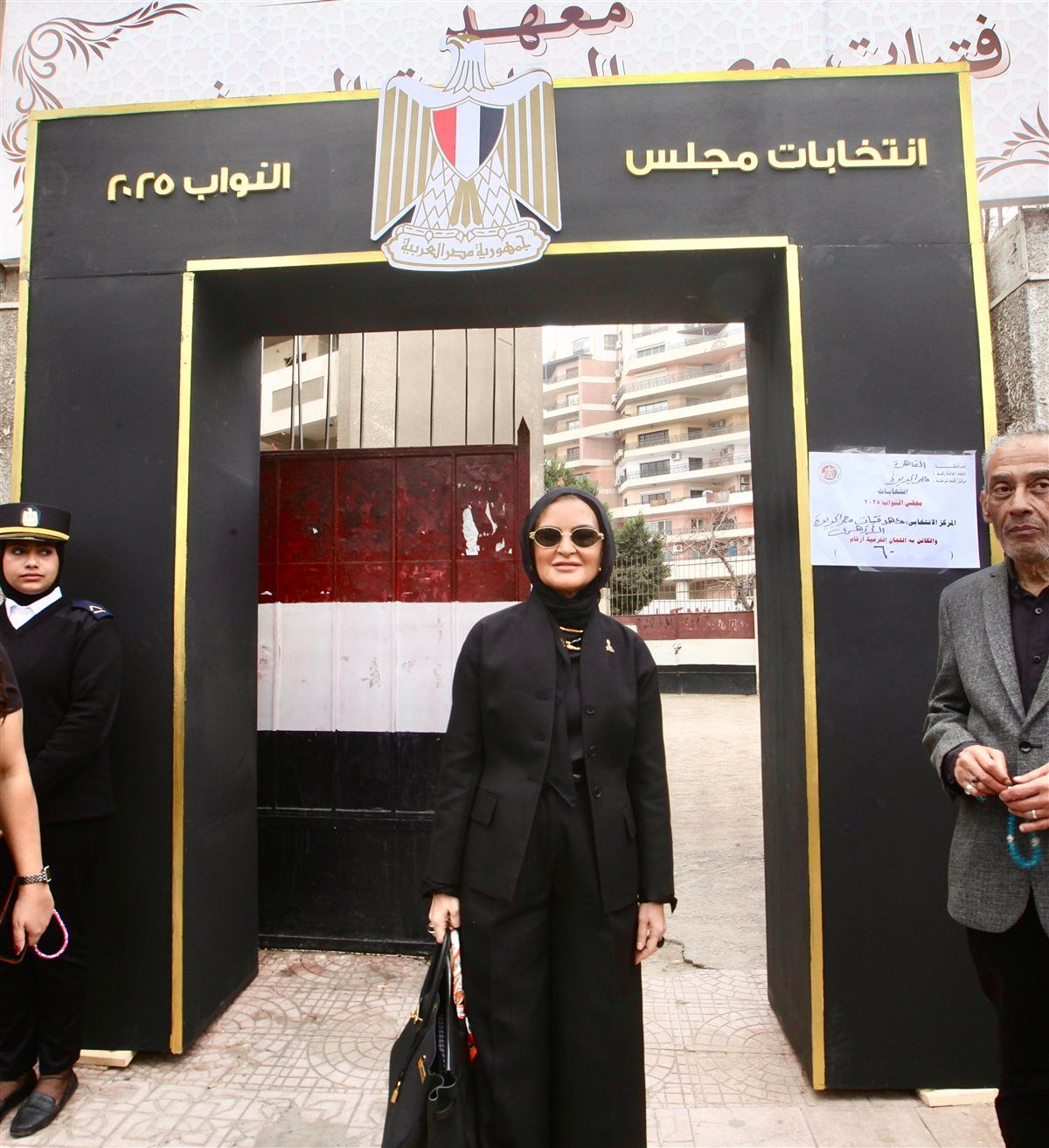 الدكتورة سحر نصر تدلي بصوتها فى انتخابات "مجلس النواب