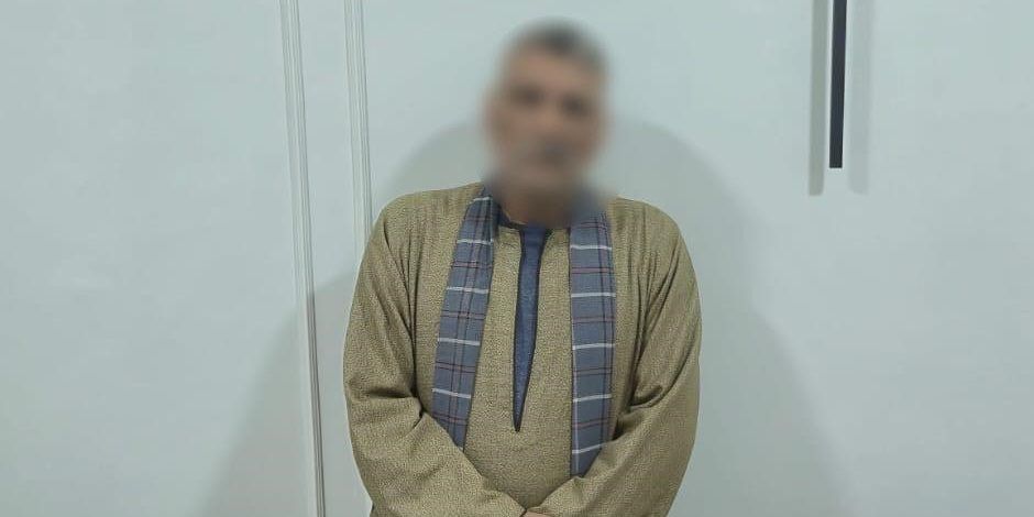 ضبط شخص وزع مبالغ مالية لحشد الناخبين في منوف