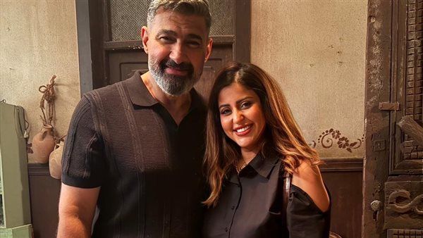 ياسر جلال يثني على أداء سمر متولي في "كلهم بيحبوا مودي": "بتعملي لايت كوميدي حلو جدًا"