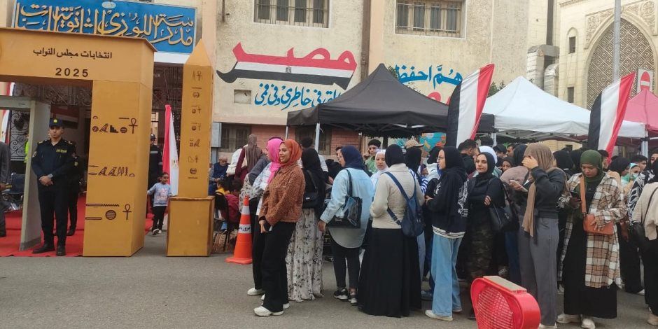 بدء ثانى أيام التصويت بالمرحلة الثانية لانتخابات مجلس النواب فى 13 محافظة