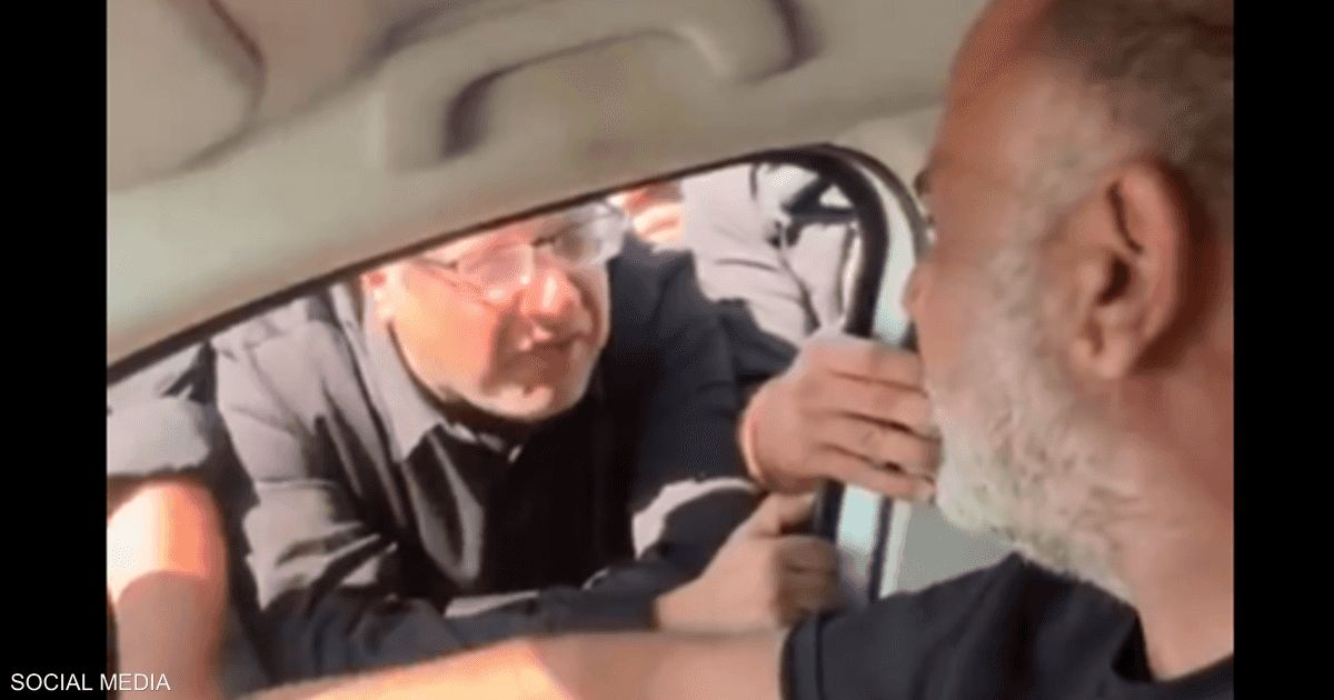 العالم اليوم - "أنا الأحق".. فيديو لشجار حاد بين بن غفير وسكان في تل السبع