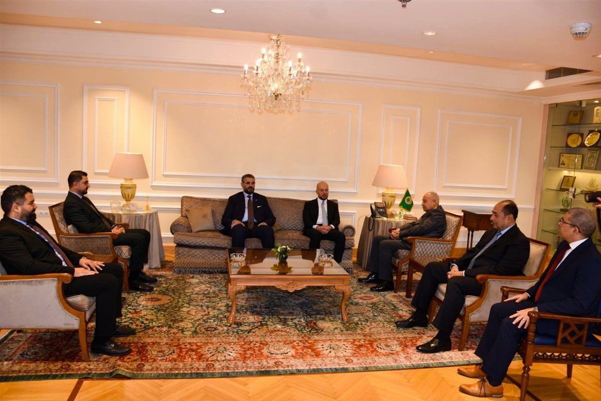 أبو الغيط يستقبل وزير الدولة للاتصال والشؤون السياسية بليبيا (صور)