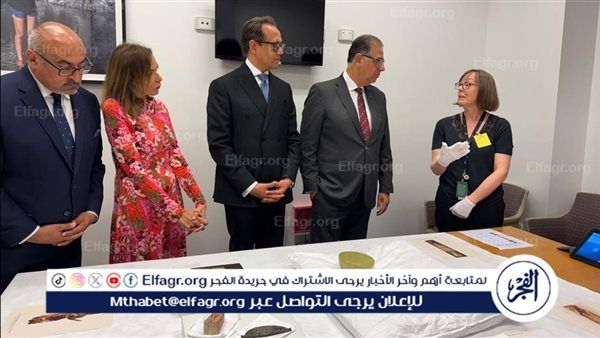 أستراليا تسلم مصر 17 قطعة أثرية نادرة تعود لحقب فرعونية مختلفة (صور)