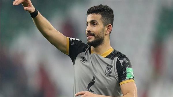 أيمن أشرف: علي معلول وجيلبرتو “ظلموا” باكات الأهلي اللاحقين بسبب متطلبات الفريق الهجومية