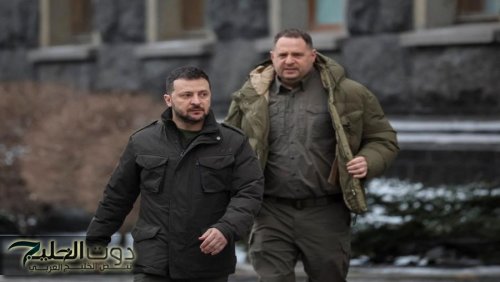 زيلينسكي يعلن استقالة مدير مكتبه وسط فضيحة فساد