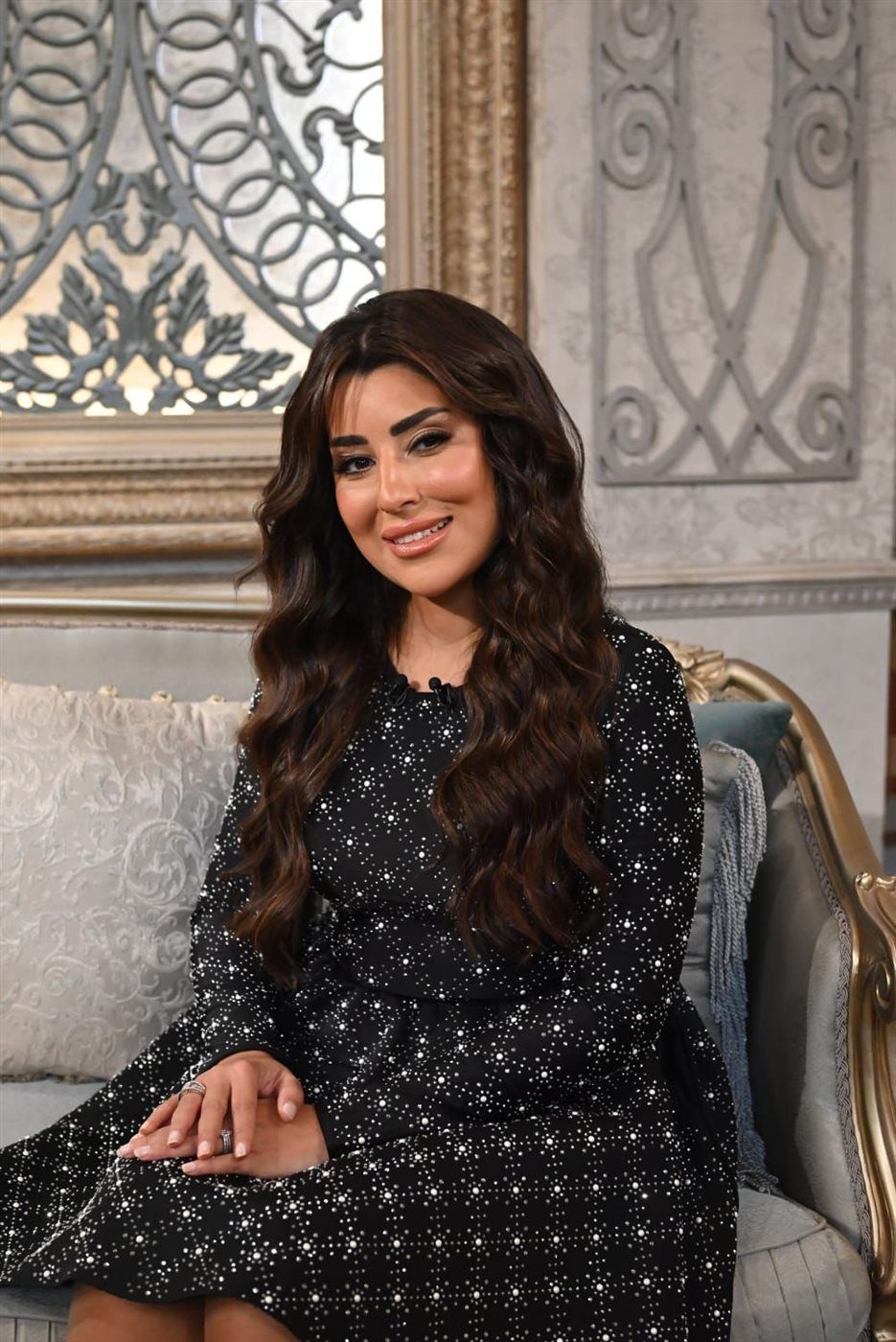 أيتن عامر تفتح قلبها لإسعاد يونس في صاحبة السعادة