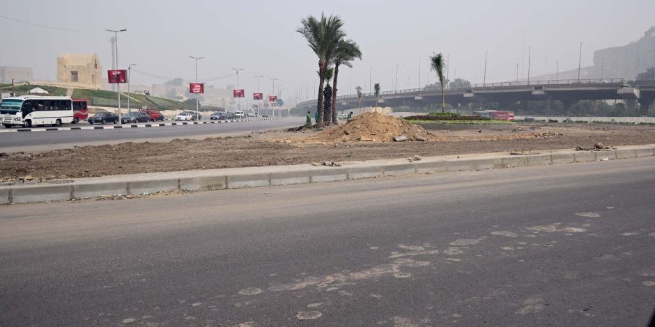 رئيس الوزراء يتفقد عدداً من أعمال تطوير الطرق بالقاهرة