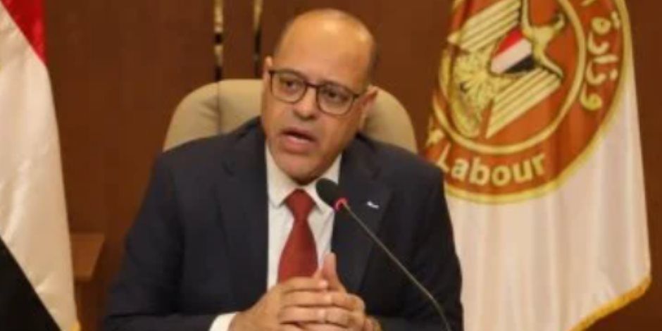وزارة العمل: مهلة لـ949 منشأة لتوفيق أوضاع عقود العمل.. وتحرير 514 محضر حد أدنى للأجور.. و611 محضرًا لمخالفات عمل الأجانب