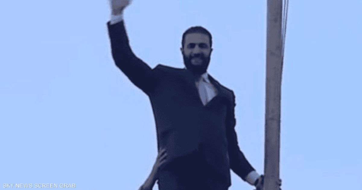 العالم اليوم - "أحلى شعب بالعالم".. فيديو للشرع من قلعة حلب