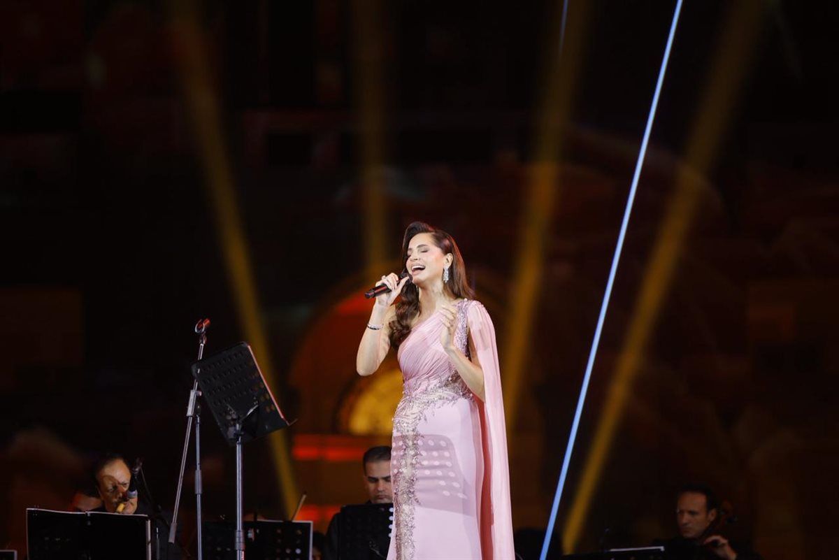 بالصور... امال ماهر وبهاء سلطان sold out في حفل "nemara live" بقصر القبة