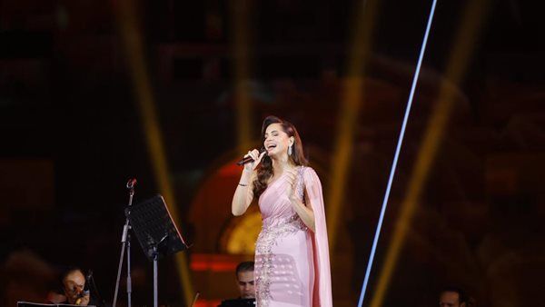 بالصور... امال ماهر وبهاء سلطان sold out في حفل "nemara live" بقصر القبة