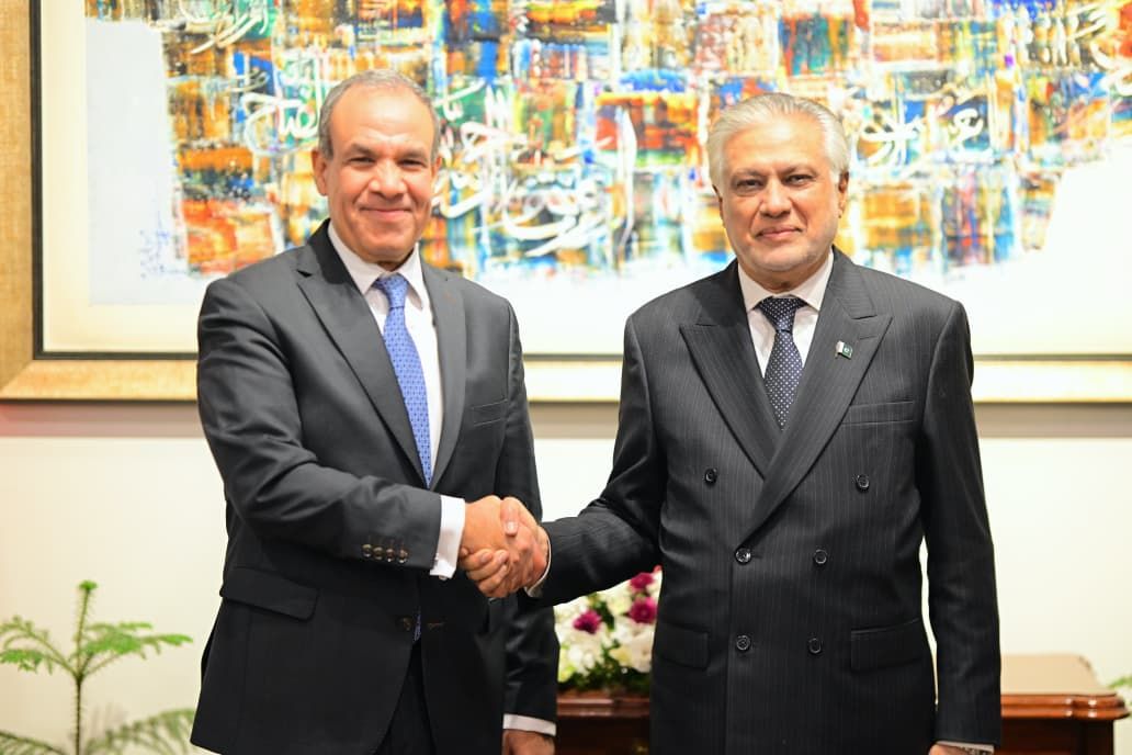 مشاورات سياسية بين وزيري الخارجية المصري والباكستاني في إسلام آباد