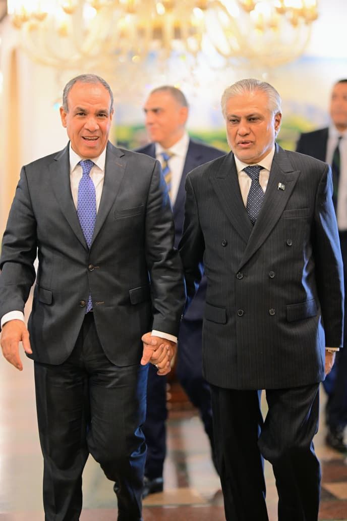 مشاورات سياسية بين وزيري الخارجية المصري والباكستاني في إسلام آباد