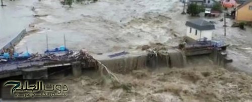 ارتفاع حصيلة ضحايا فيضانات إندونيسيا إلى 502