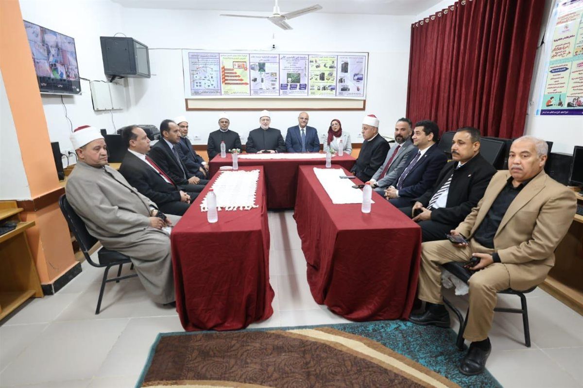 وكيل الأزهر ومحافظ القليوبية يتفقدان معهد طوخ الابتدائي