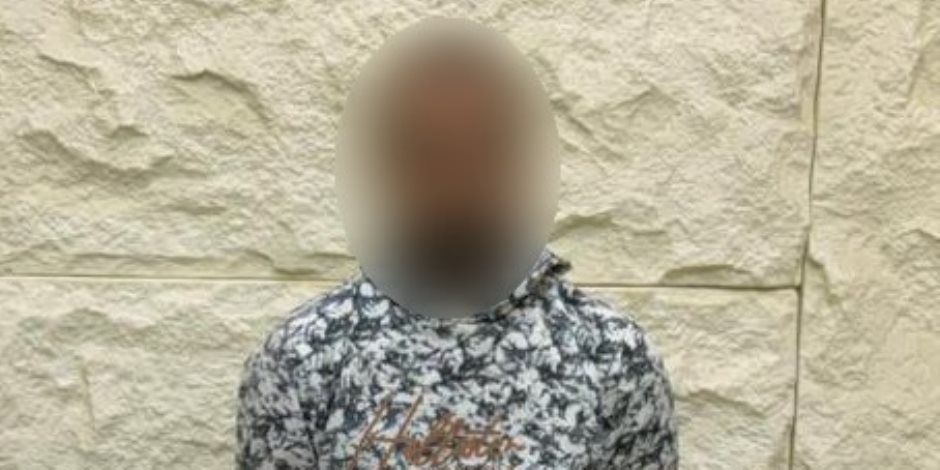 أمن المنيا يضبط مزارع تعدى على عامل بسلاح نارى لخلافات عائلية بينهما