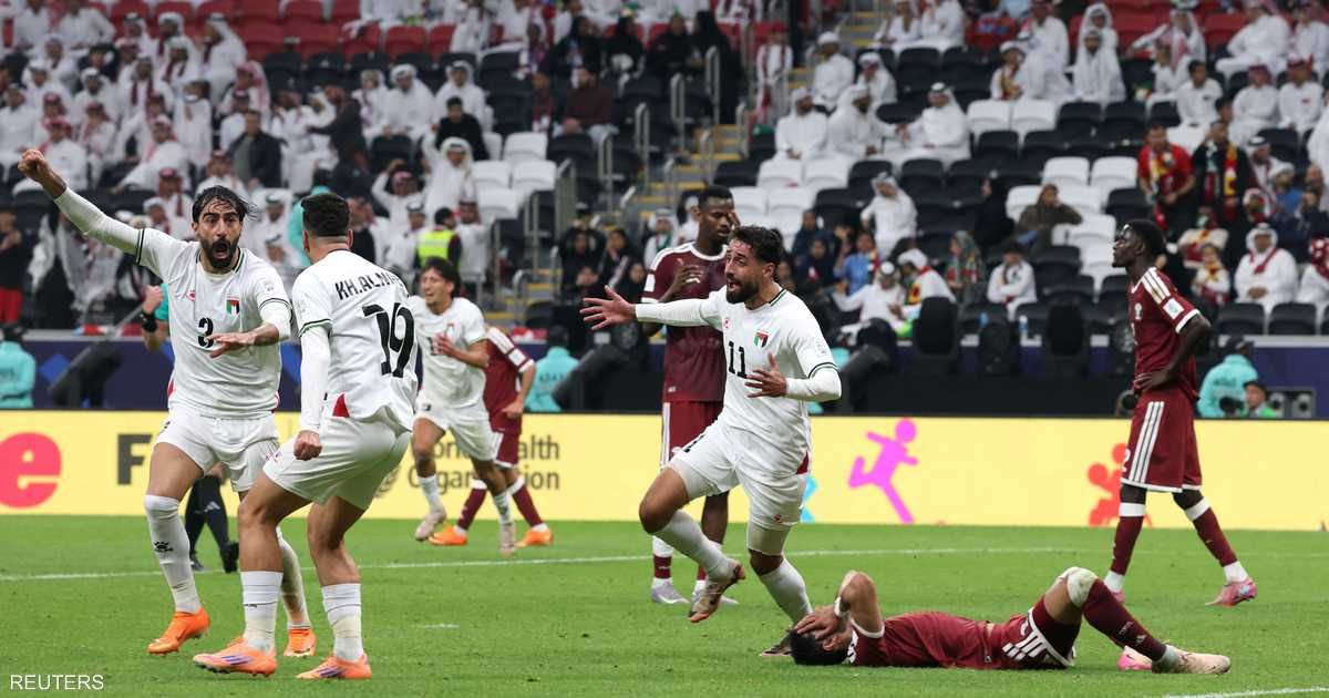 العالم اليوم - كأس العرب: فلسطين تباغت قطر بفوز قاتل بهدف عكسي