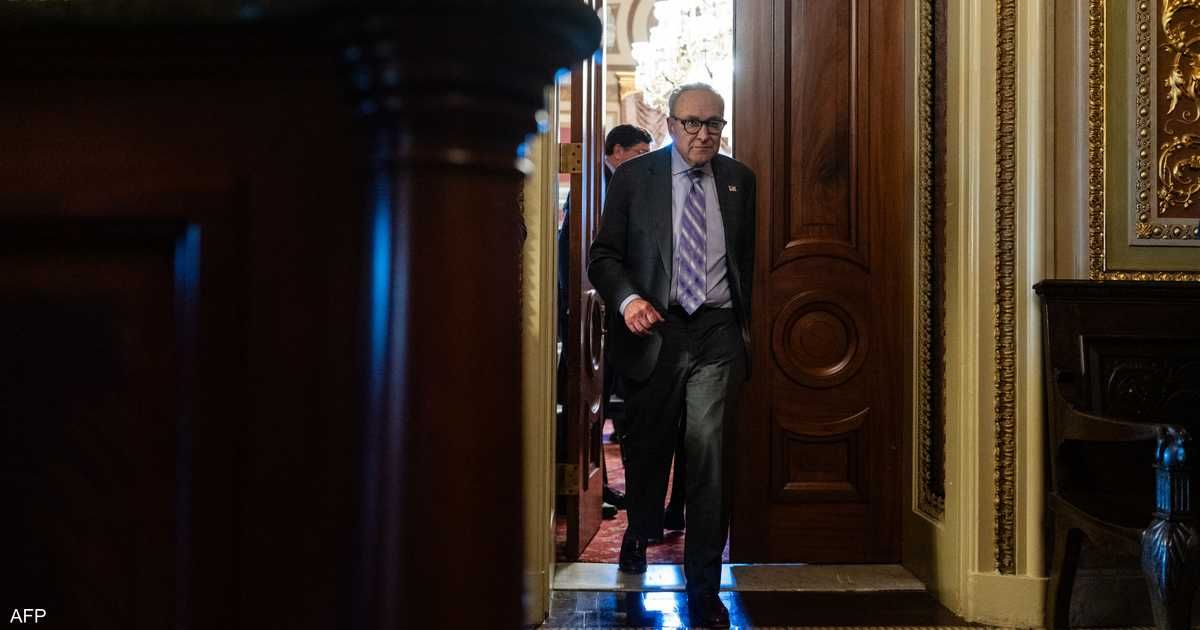 العالم اليوم - رسائل تهديد بشعار "ماغا" تصل لزعيم الأقلية بالشيوخ الأميركي