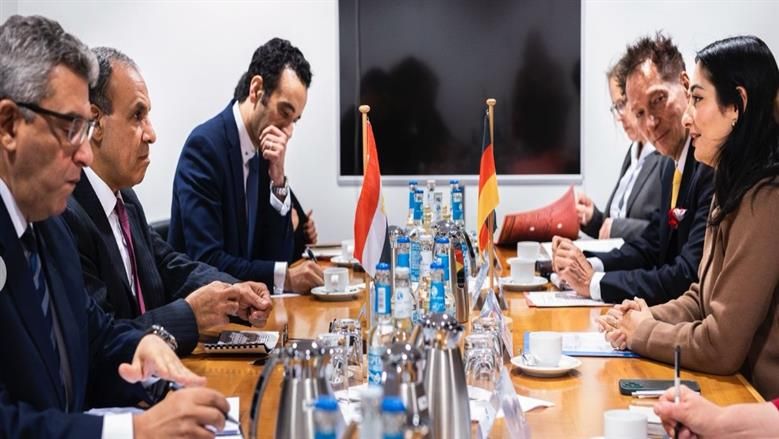 وزير الخارجية يلتقي وزيرة التعاون الاقتصادي الألمانية.. ويثني على علاقات البلدين
