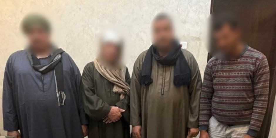 ضبط 4 أشخاص فى جرجا بسوهاج بحوزتهم مبالغ مالية لتوزيعها على الناخبين لصالح مرشحان