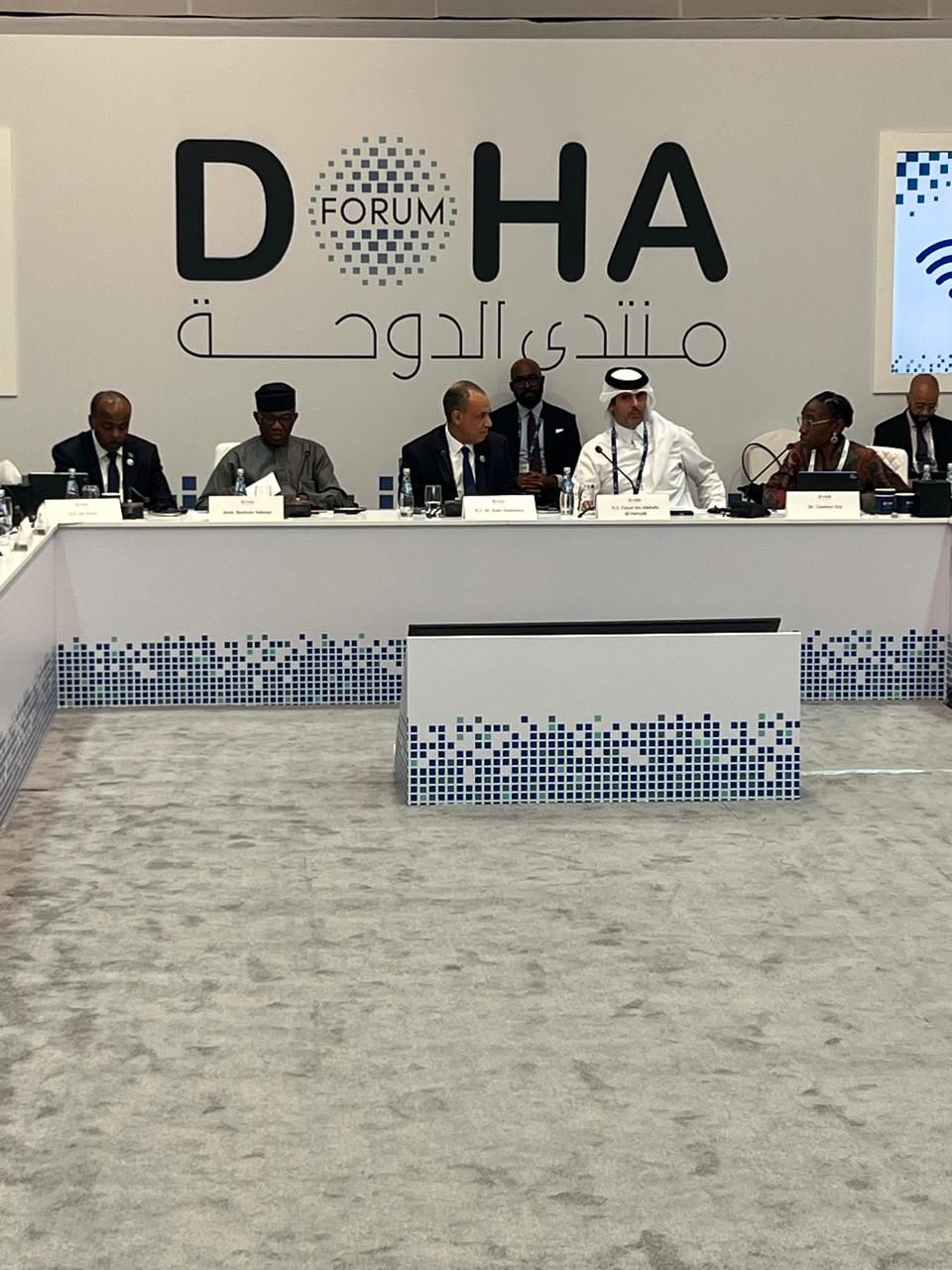 699164db-b18e-4004-909f-c36b6eecad51 699164db-b18e-4004-909f-c36b6eecad51