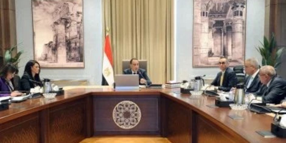 رئيس الوزراء يتابع جهود توافر السلع الغذائية والمنتجات الزراعية في الأسواق