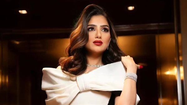 مي عمر تحسم الجدل: الاعتزال مش في قاموس محمد سامي