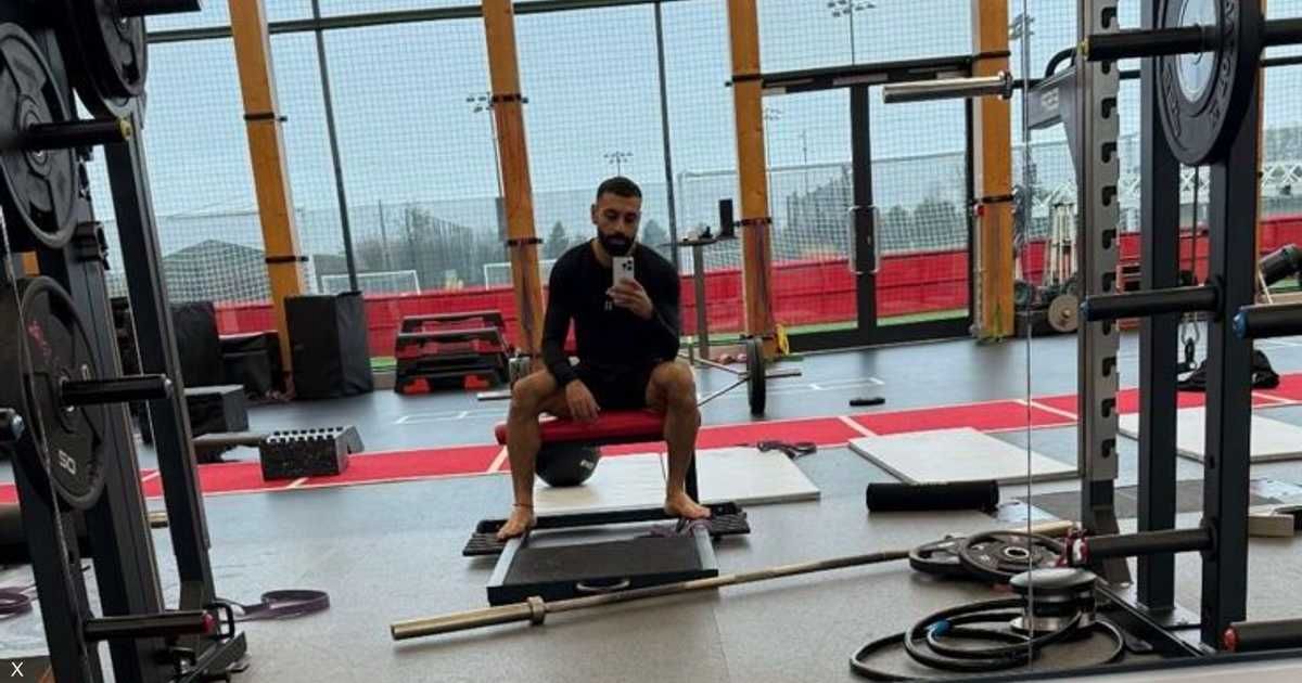 العالم اليوم - رد صلاح بعد الأزمة.. صورته وحيدا