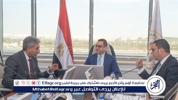 تشكيل مجموعة عمل لوضع خطة بالفرص الاستثمارية في قطاع السياحة تستهدف زيادة أعداد السائحين