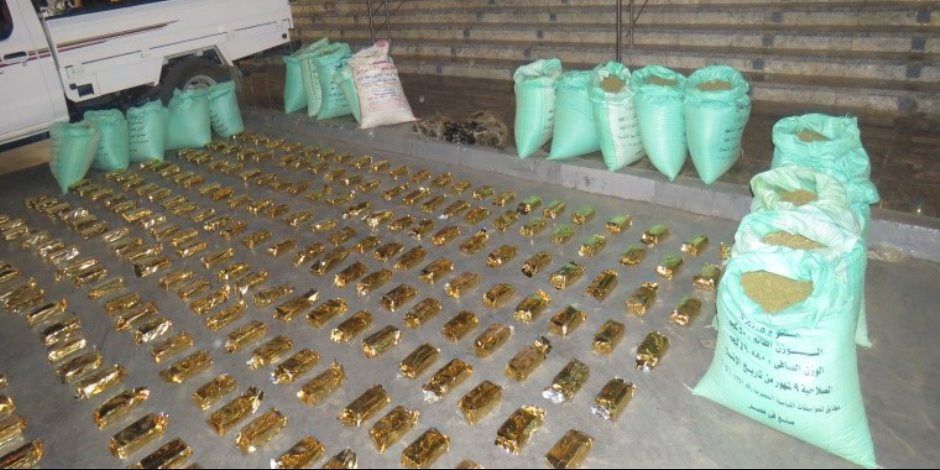 ضبط عنصر شديد الخطورة فى الإسماعيلية بحوزته طن هيدرو و250 كيلو حشيش