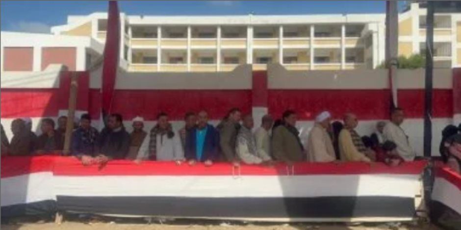 طوابير من الناخبين أمام اللجان الانتخابية بمحافظة الفيوم