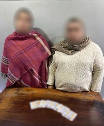 ضبط سيدتين تجمعان بطاقات مواطنين للتأثير على تصويت الناخبين في المنتزه بالإسكندرية