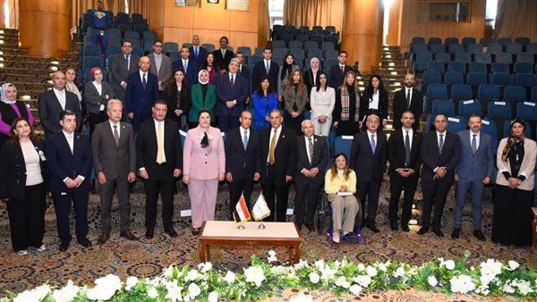 في اليوم العالمى لحقوق الإنسان... رئيس اللجنة العليا الدائمة لحقوق الإنسان يزور مستشفى ٥٧٣٥٧