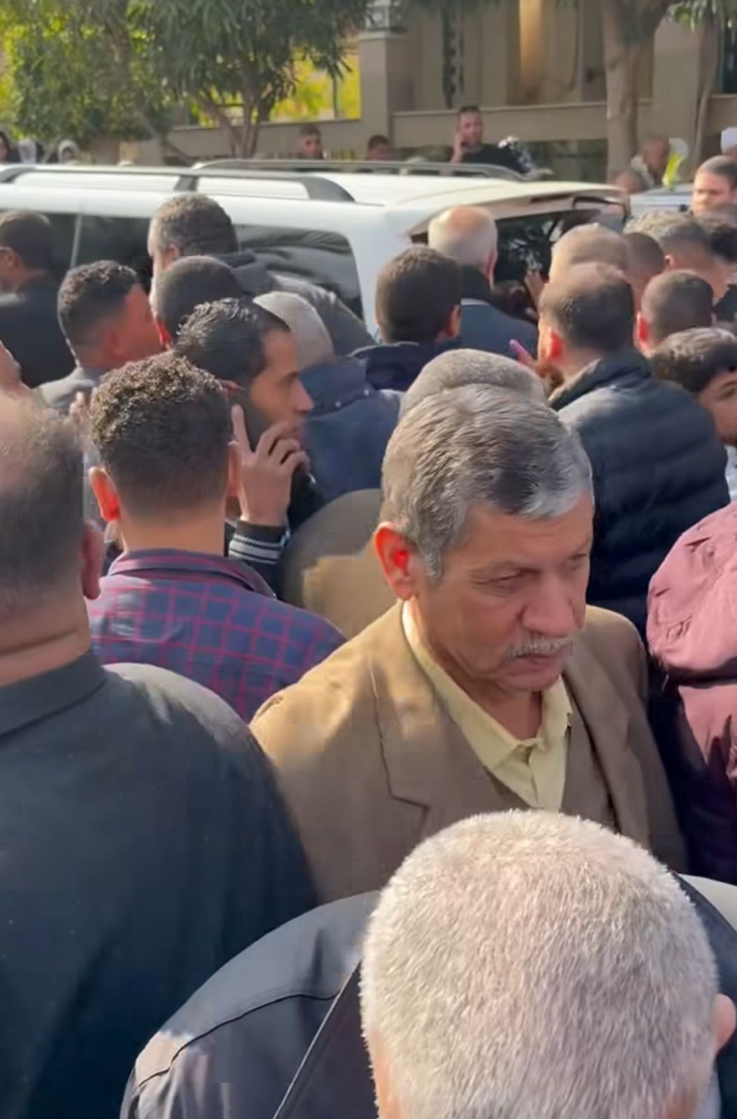 حضور شعبي مهيب يودع مرشح الإعادة في حدائق القبة أحمد جعفر.. صور