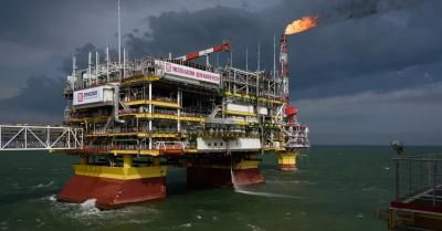 أوكرانيا تقصف منصّة نفط روسيّة