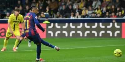 برشلونة يُنهي العام على القمّة