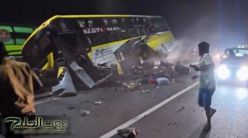 إندونيسيا: مصرع 15 شخصا وإصابة 19 جراء انقلاب حافلة ركاب