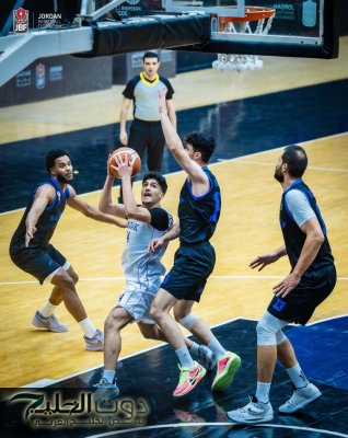الفيصلي يتجاوز الإنجليزية في دوري السلة