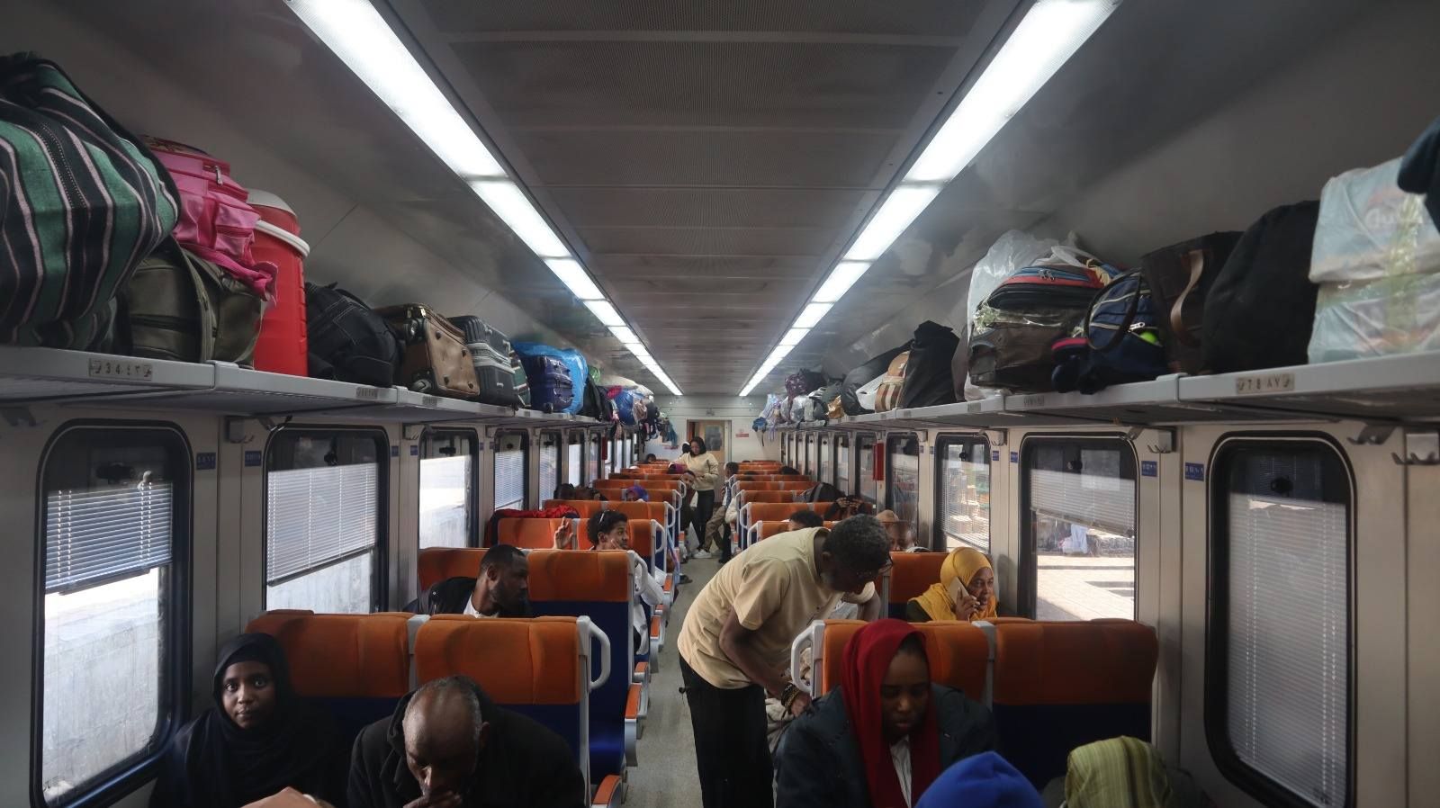 هيئة السكك الحديدية تسيّر الرحلة (42 ) ضمن مشروع العودة الطوعية للأشقاء السودانيين