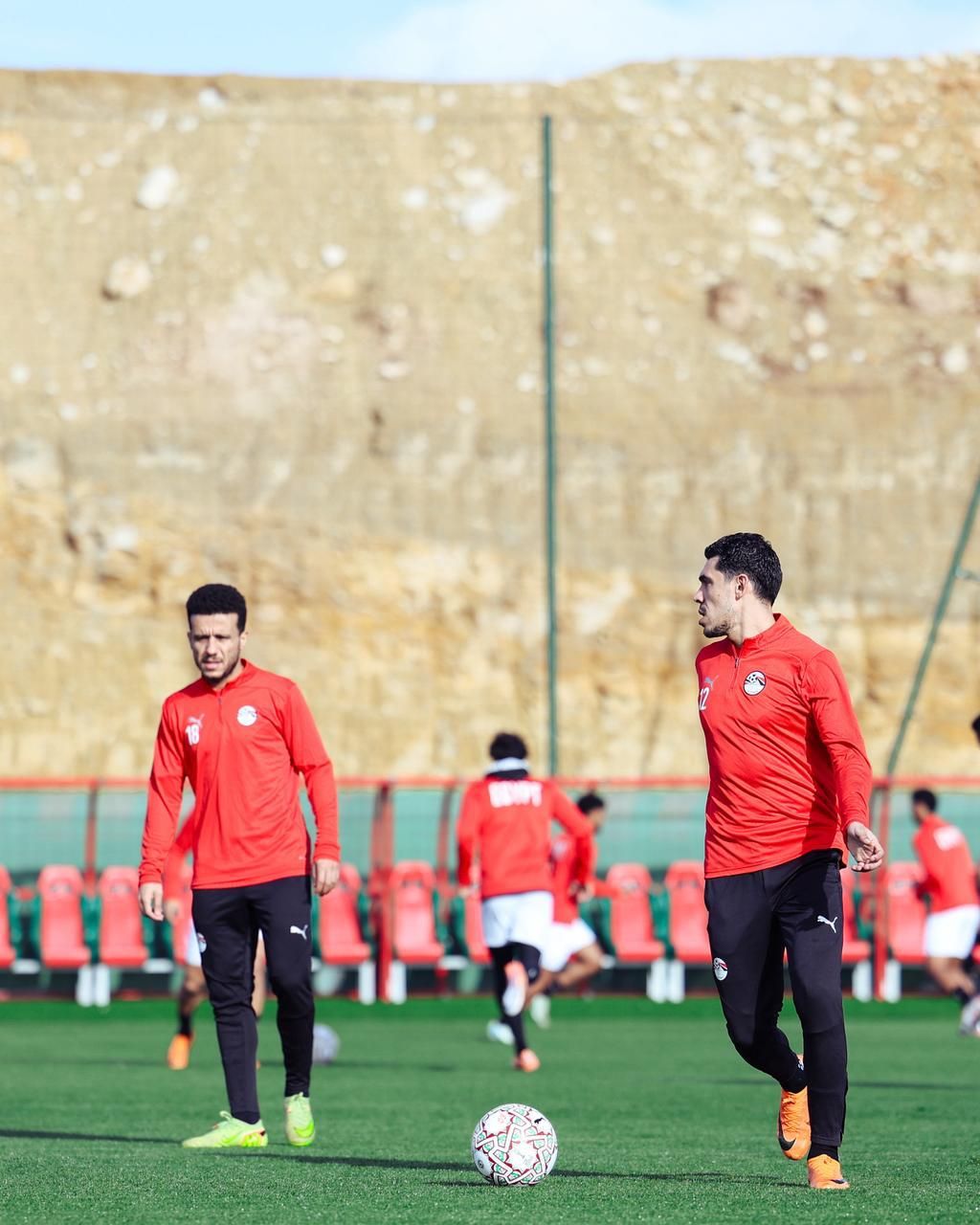 منتخب الفراعنة يختتم تدريباته استعدادا لمواجهة أنجولا غدا.. صور