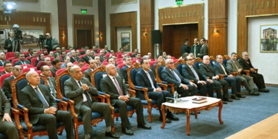 رئيس الوزراء: مشروعات تطوير مصنع سيماف تمثل منظومة متكاملة لتوطين صناعة النقل