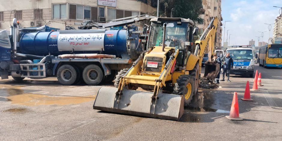 كسر مفاجئ بخط مياه في الدقي وانقطاع الخدمة عن عدد من المناطق