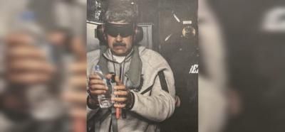 مادورو مكبل اليدين ومعصوب العينين