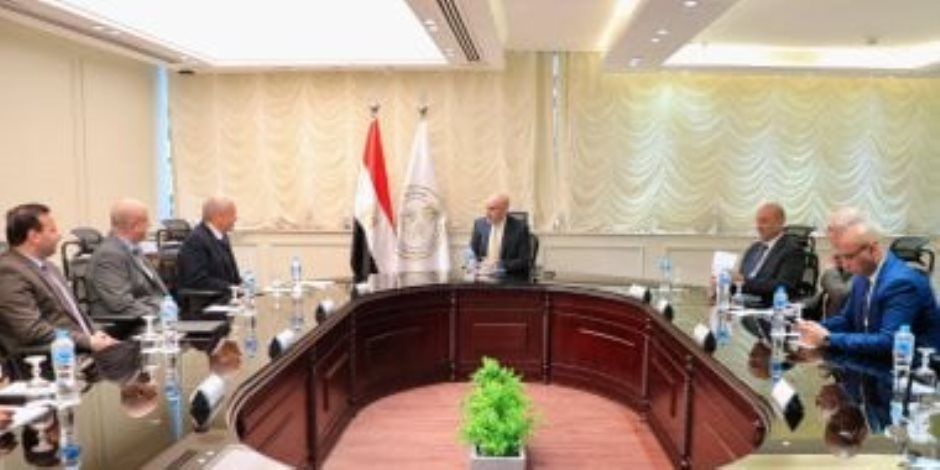 وزير التعليم: إضافة مادة البرمجة والذكاء الاصطناعى لطلاب التعليم الفنى