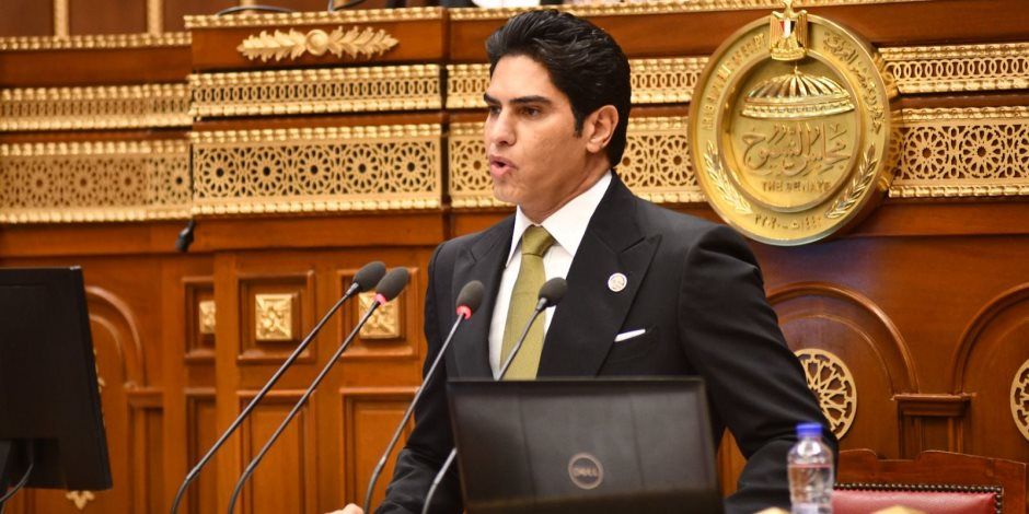 النائب أحمد أبو هشيمة يستعرض أمام مجلس الشيوخ تقرير «الشئون المالية» بشأن تعديلات قانون الضريبة العقارية