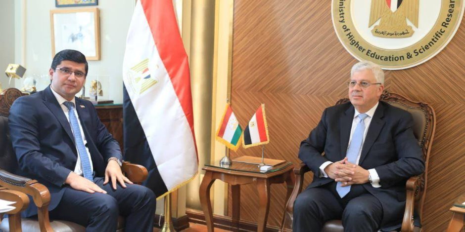 وزير التعليم العالي يستقبل سفير طاجكستان بالقاهرة لبحث آفاق التعاون في مجالات التعليم العالي والبحث العلمي