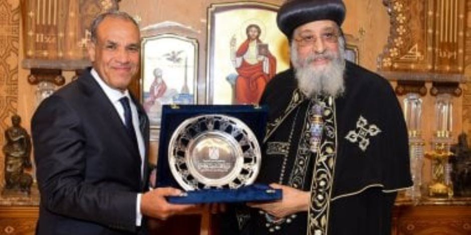 وزير الخارجية يهنئ قداسة البابا تواضروس الثانى بمناسبة عيد الميلاد المجيد